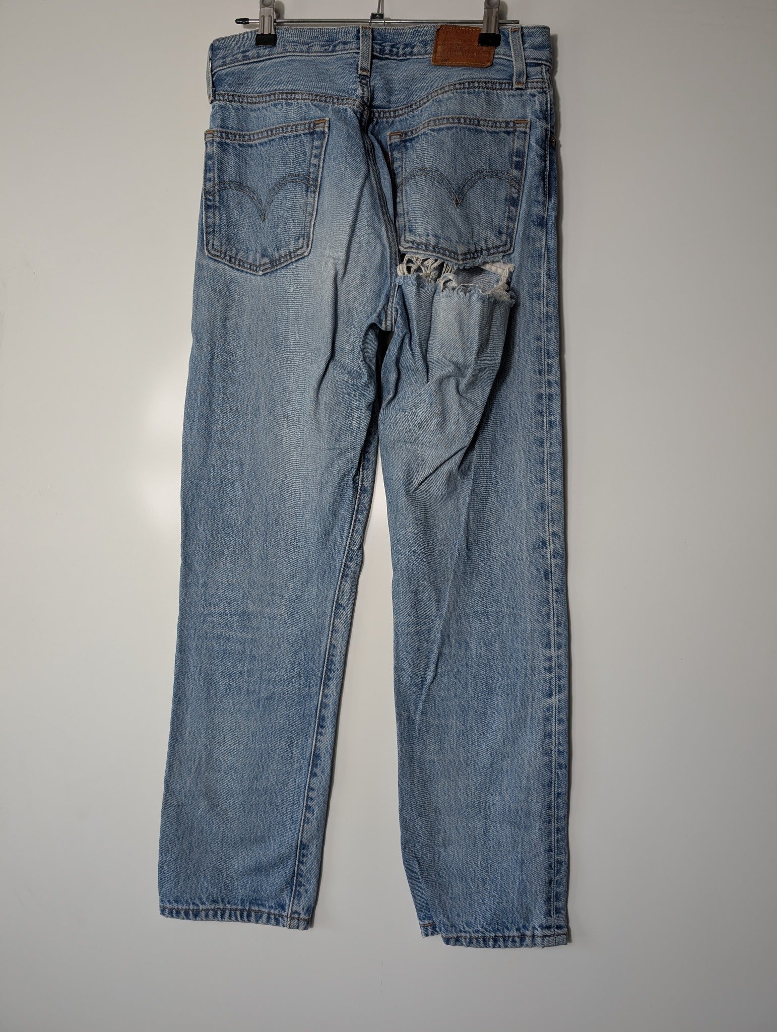 Levi's 550 Relaxed Fit Jeans Light Wash Women's Size 4 - Image 13