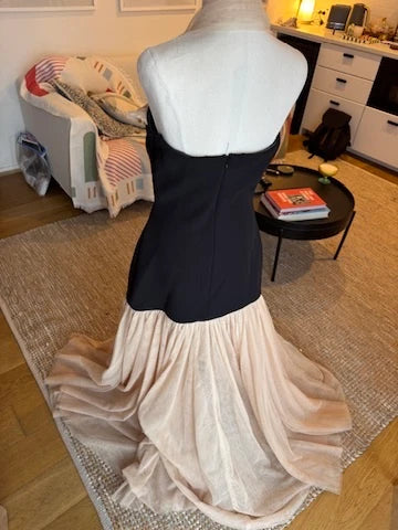 Tojhà Women's Black Evening Dress - Image 3
