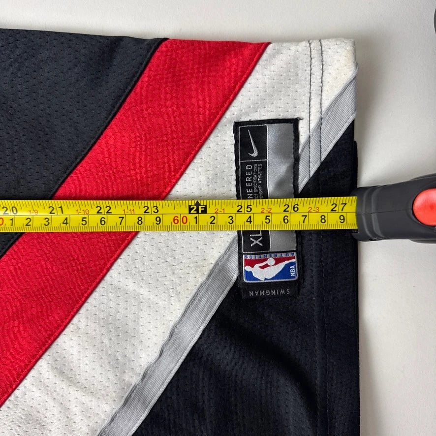 Nike Portland Trail Blazers Damian Lillard #0 Swingman Basketball Jersey - Image 5