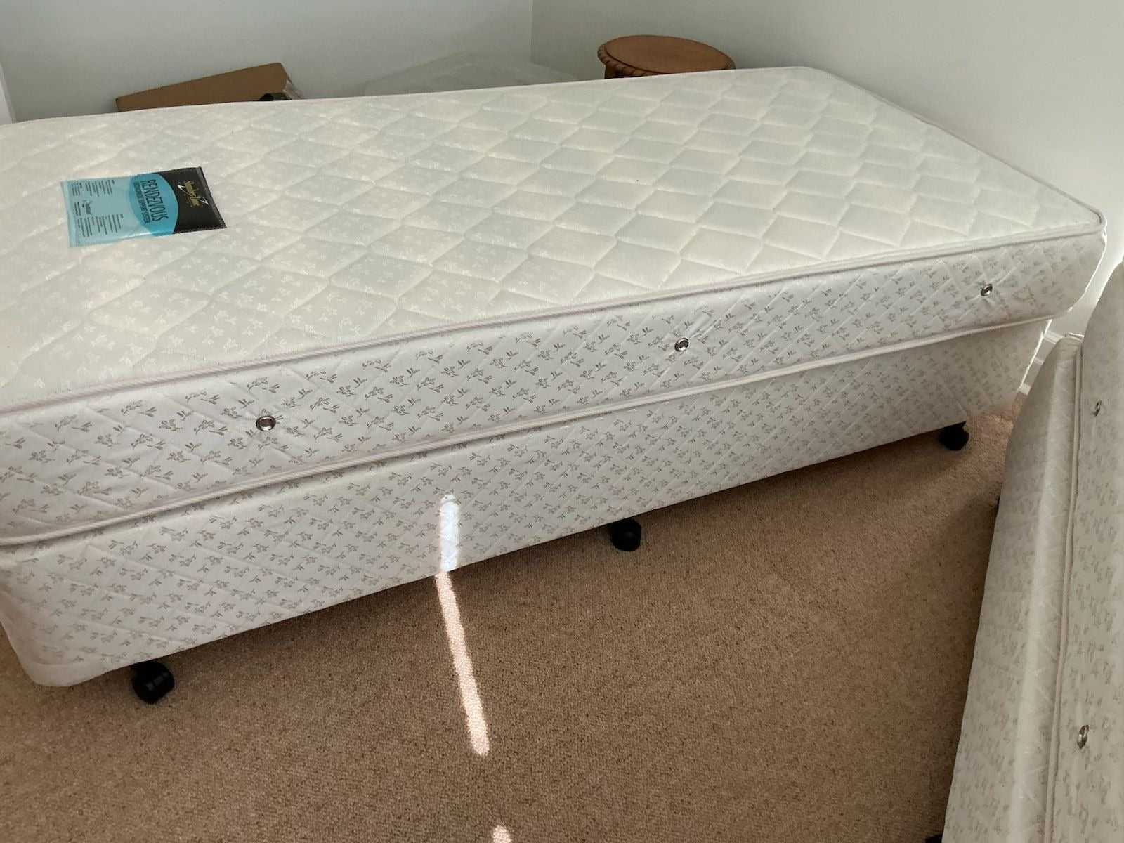 SlumberZone Rendezvous King Single Divan Bed Ensemble - Orthopaedic Support - Image 7