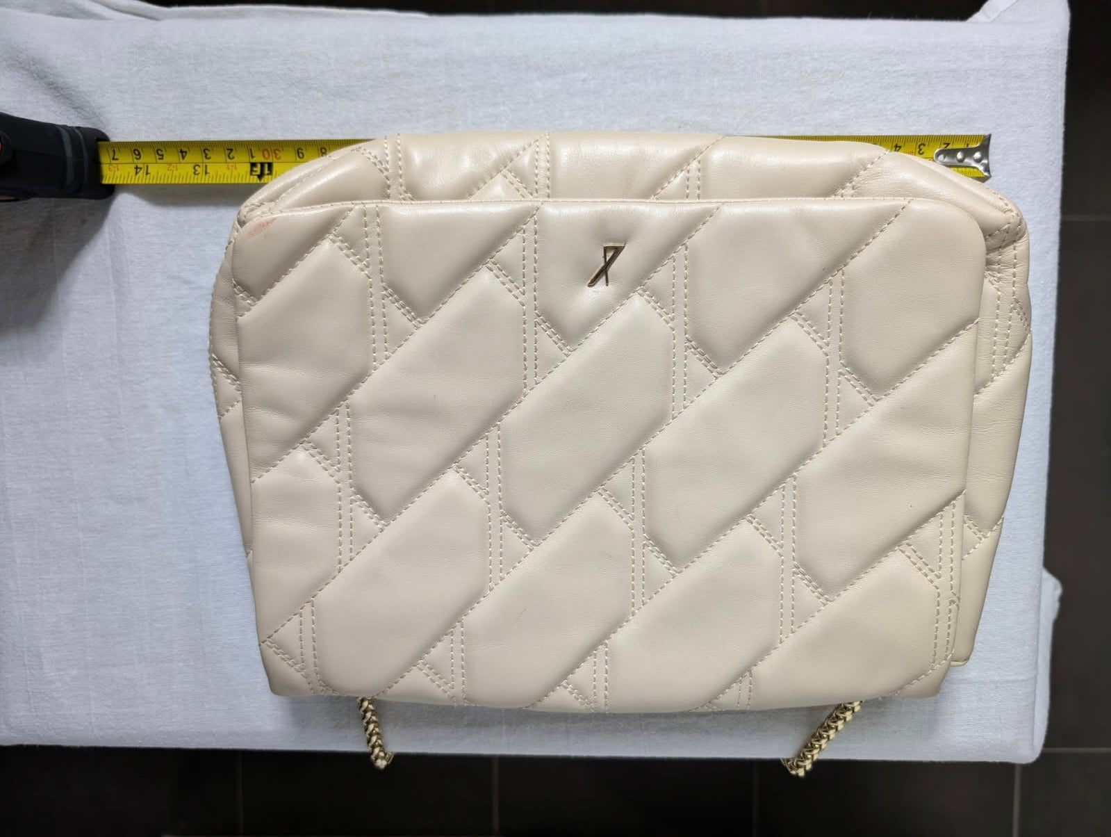 Ginger & Smart Quilted Leather Shoulder Bag Cream Gold Chain - Image 7