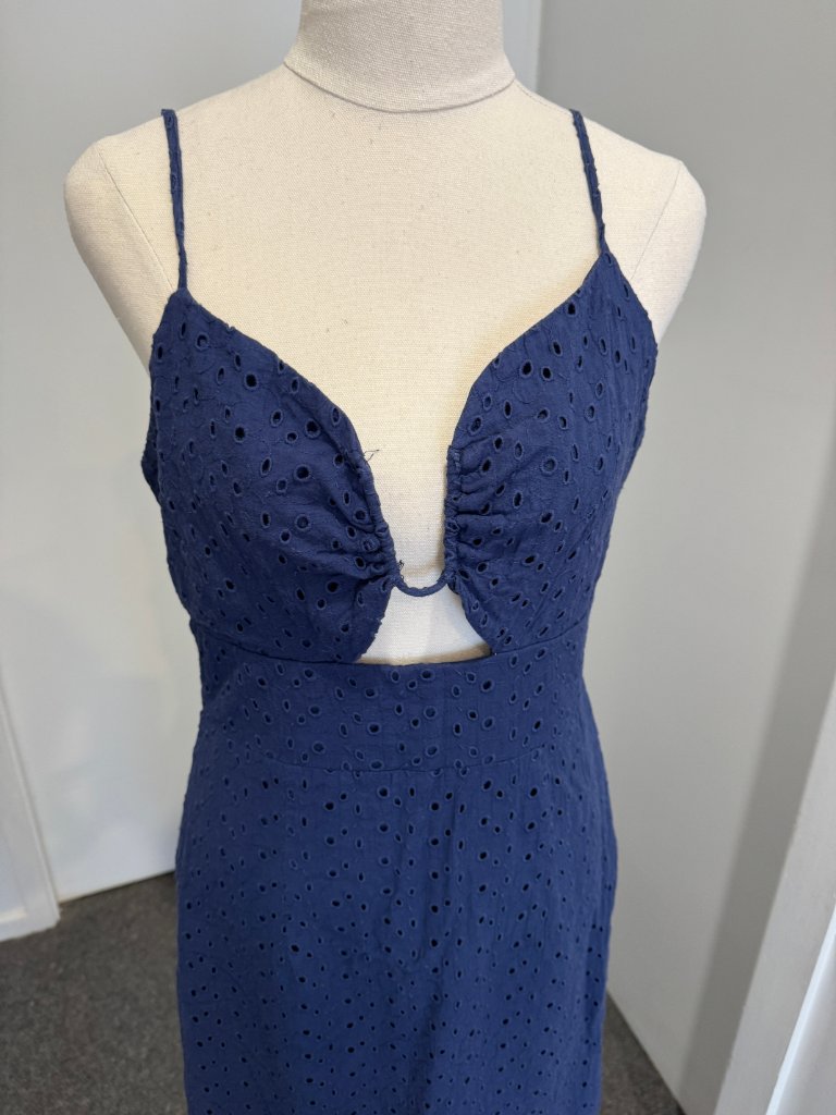 Fashion Union Navy Blue Eyelet Cut-Out Midi Dress - UK 10 - Image 7
