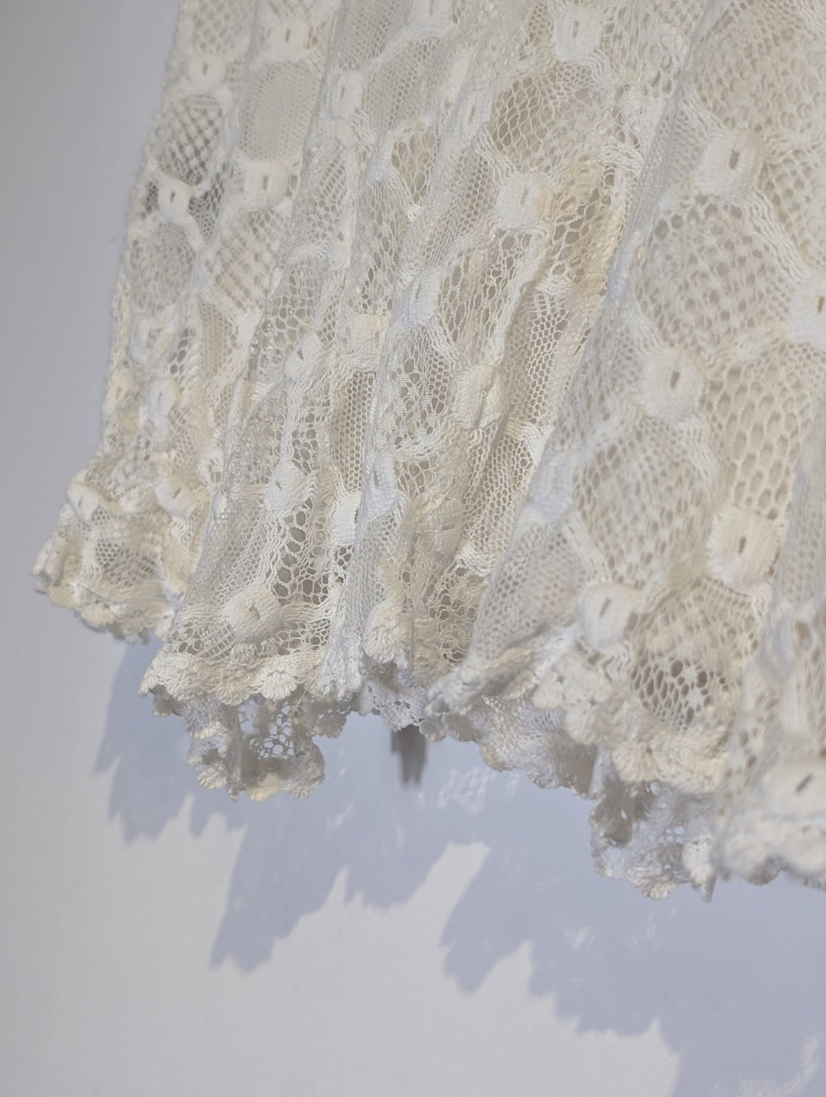 Isabel Marant White Crochet Lace Shorts - Size 38 - Image 7