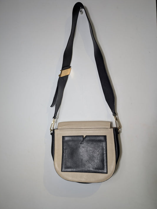 Ginger & Smart Leather Crossbody Bag - Two-Tone Black and Cream - Image 2