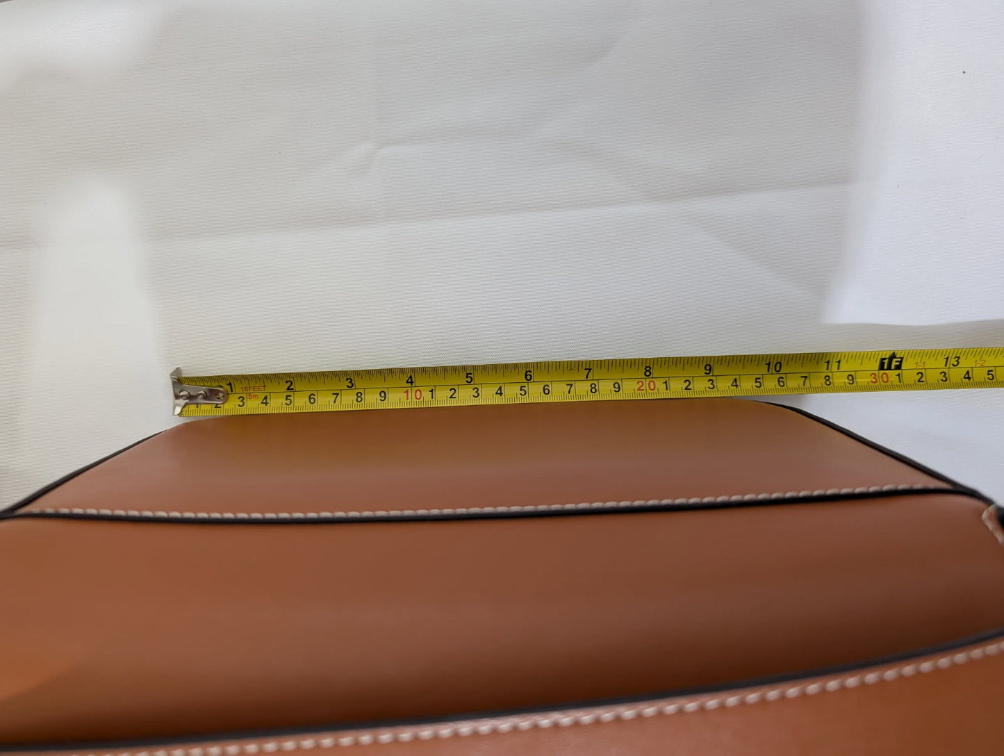 Oroton Leather Shoulder Bag - Tan with Gold Tone Hardware - Image 7