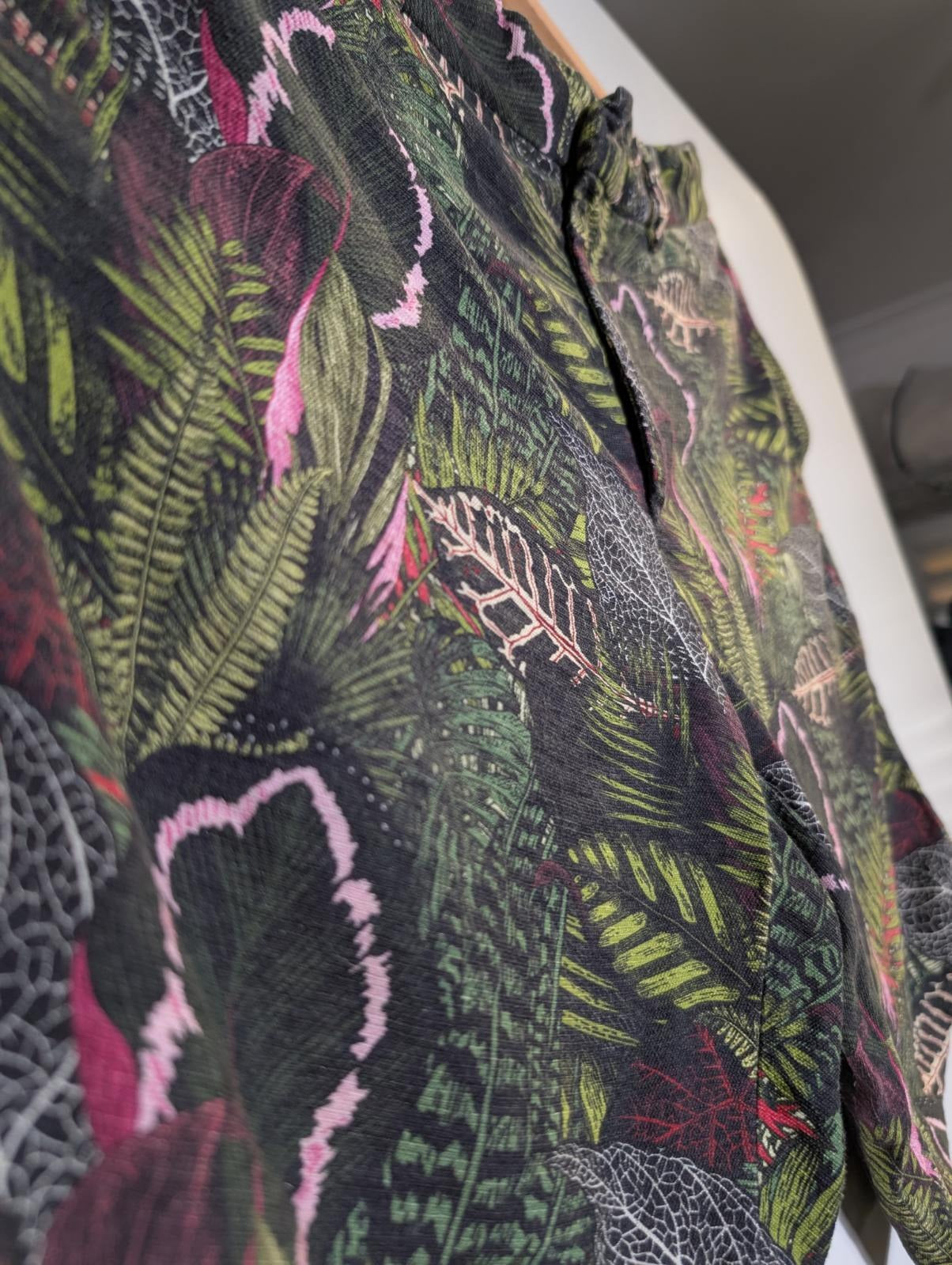 AllSaints Men's Tropical Leaf Print Shorts - Navy/Green - Image 7