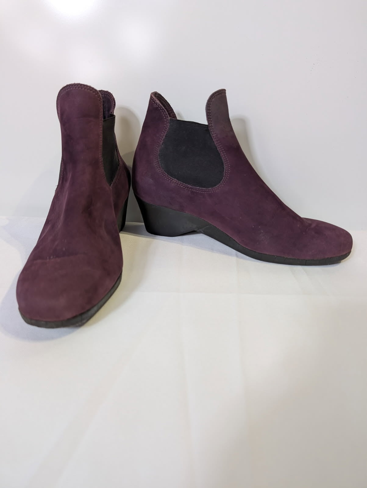 Arche Chelsea Boots - Burgundy Suede Women's EU 37 - Image 1
