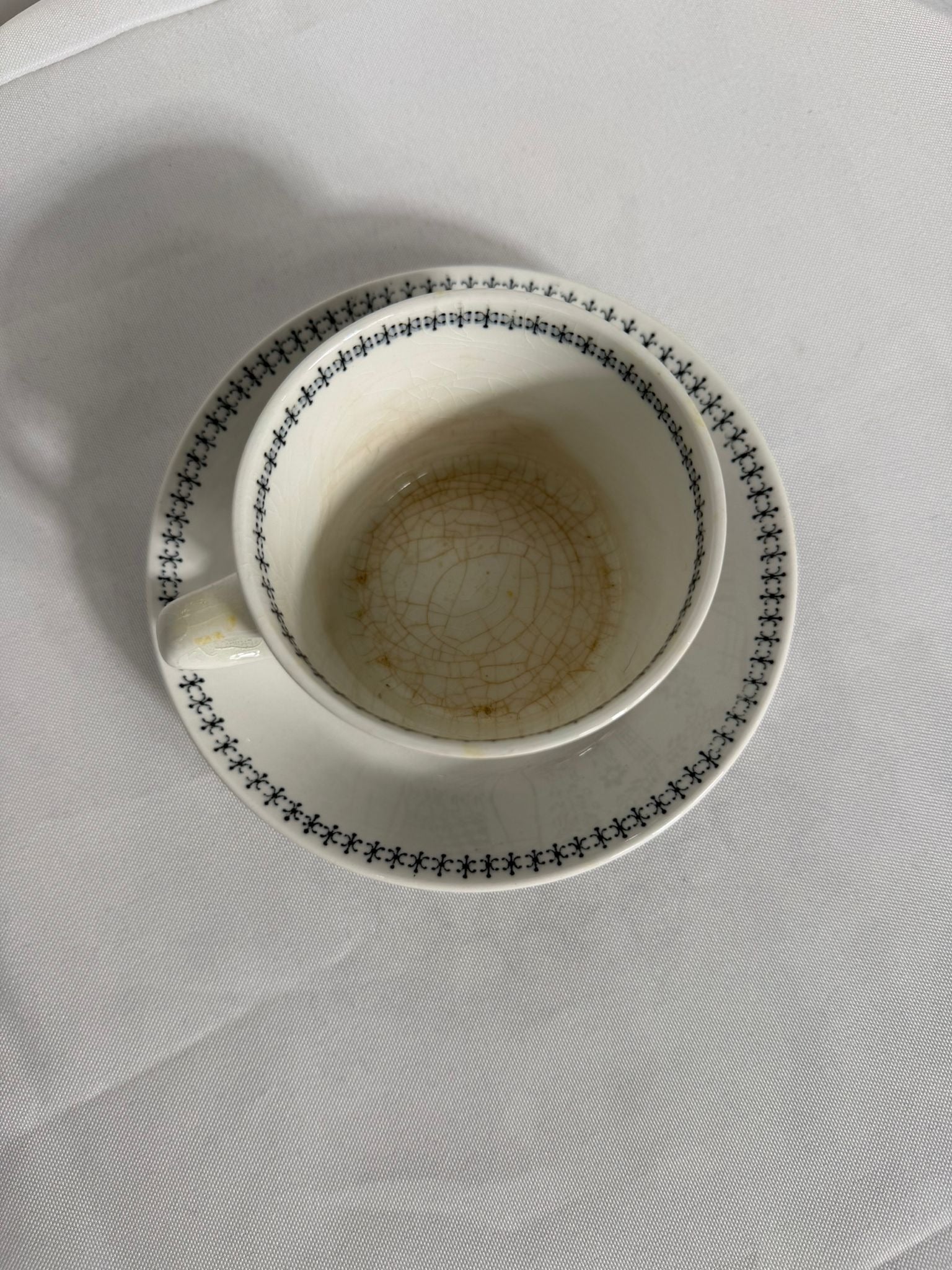 Vintage Arabia Finland Emilia Tea Cup & Saucer Set - 8 Piece Collection - Image 7