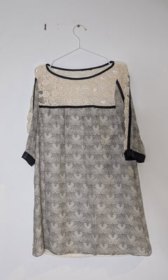 Disaya Silk Chiffon Dress - Cream & Grey Swan Print UK 12 - Image 1