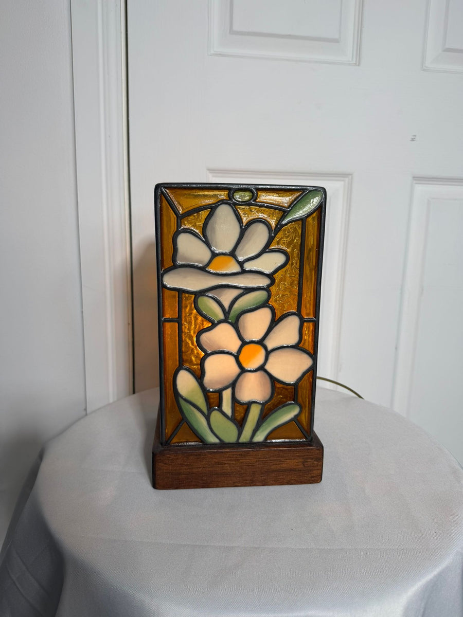 Vintage Leadlight Works Peaston Floral Stained Glass Table Lamp - Image 7