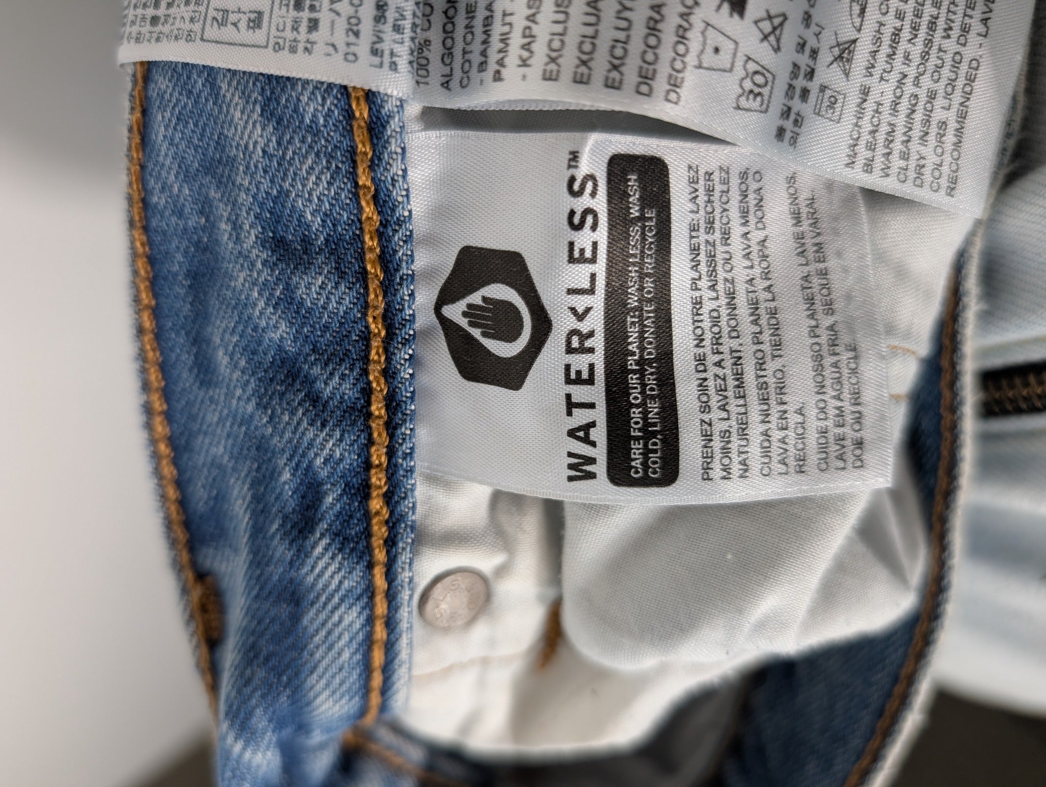Levi's 550 Relaxed Fit Jeans Light Wash Women's Size 4 - Image 18