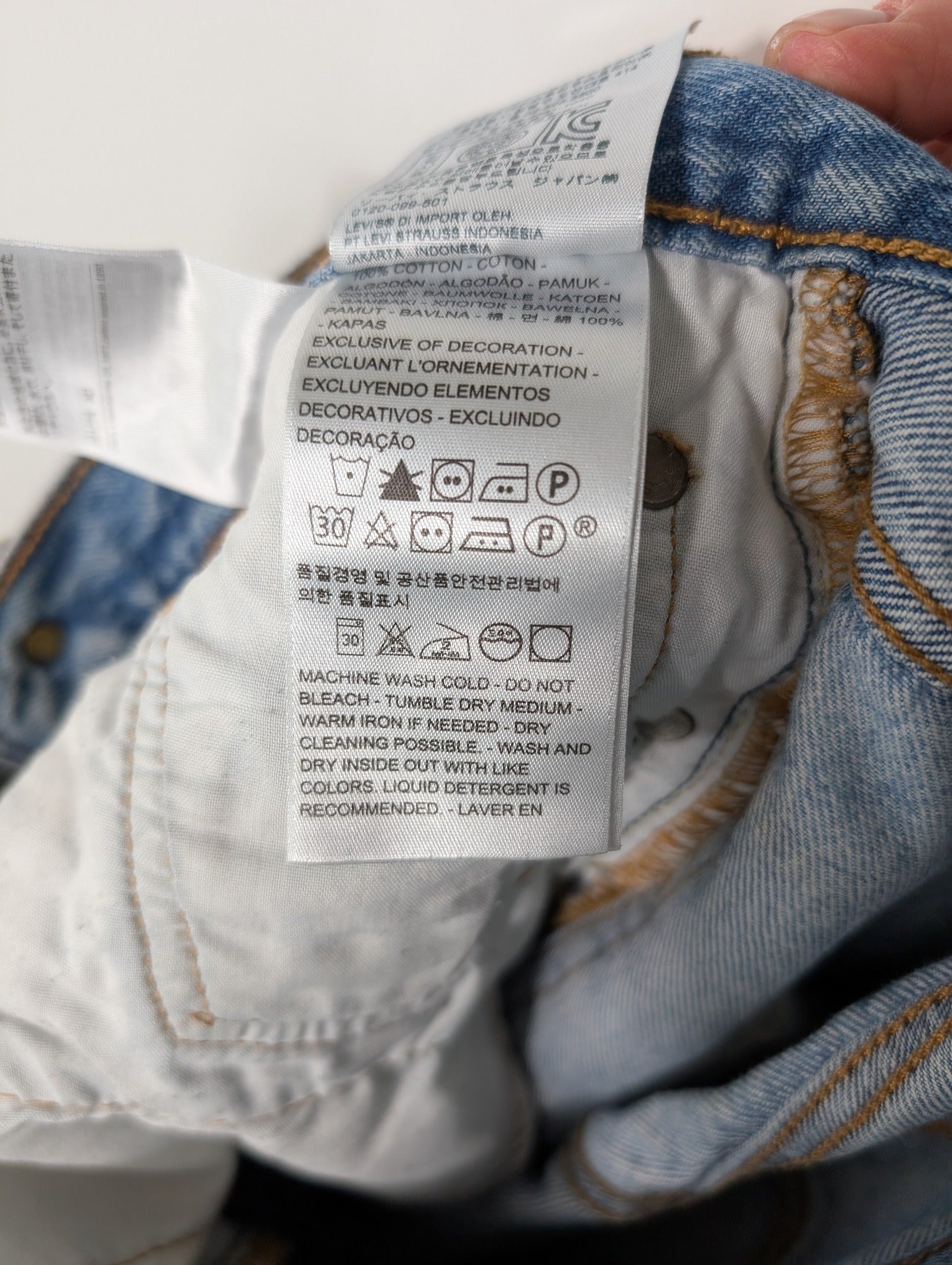 Levi's 550 Relaxed Fit Jeans Light Wash Women's Size 4 - Image 20