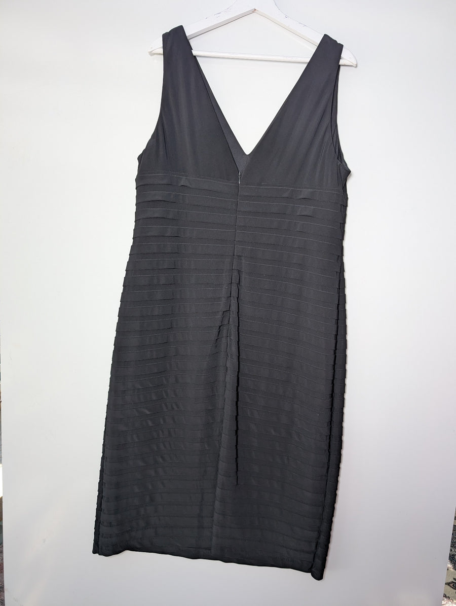 Eve Hunter Tiered V-Neck Sleeveless Sheath Dress Black Size 18 - Image 4