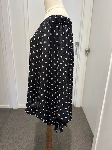 One Teaspoon Black and White Polka Dot Off-the-Shoulder Long Sleeve Top - Image 4