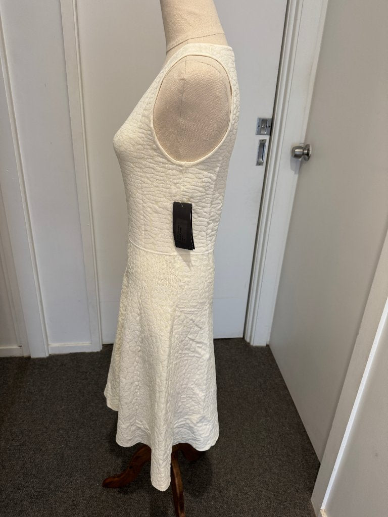 Line White Textured Fit and Flare Sleeveless Dress - Size M - Image 8