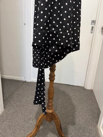 One Teaspoon Black and White Polka Dot Off-the-Shoulder Long Sleeve Top - Image 12