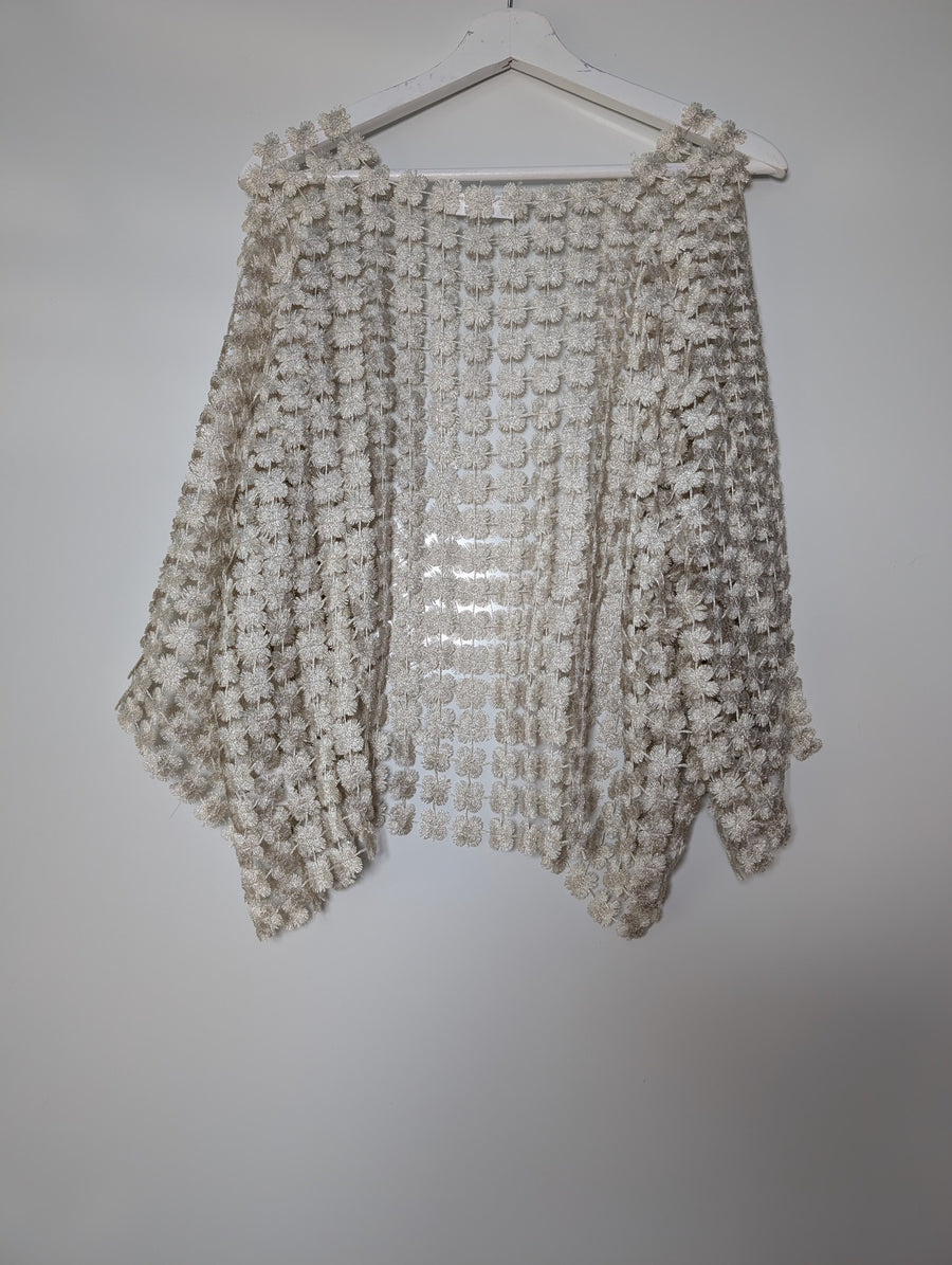 Imagine Fashion Italy Crochet Daisy Shrug White One Size - Image 5