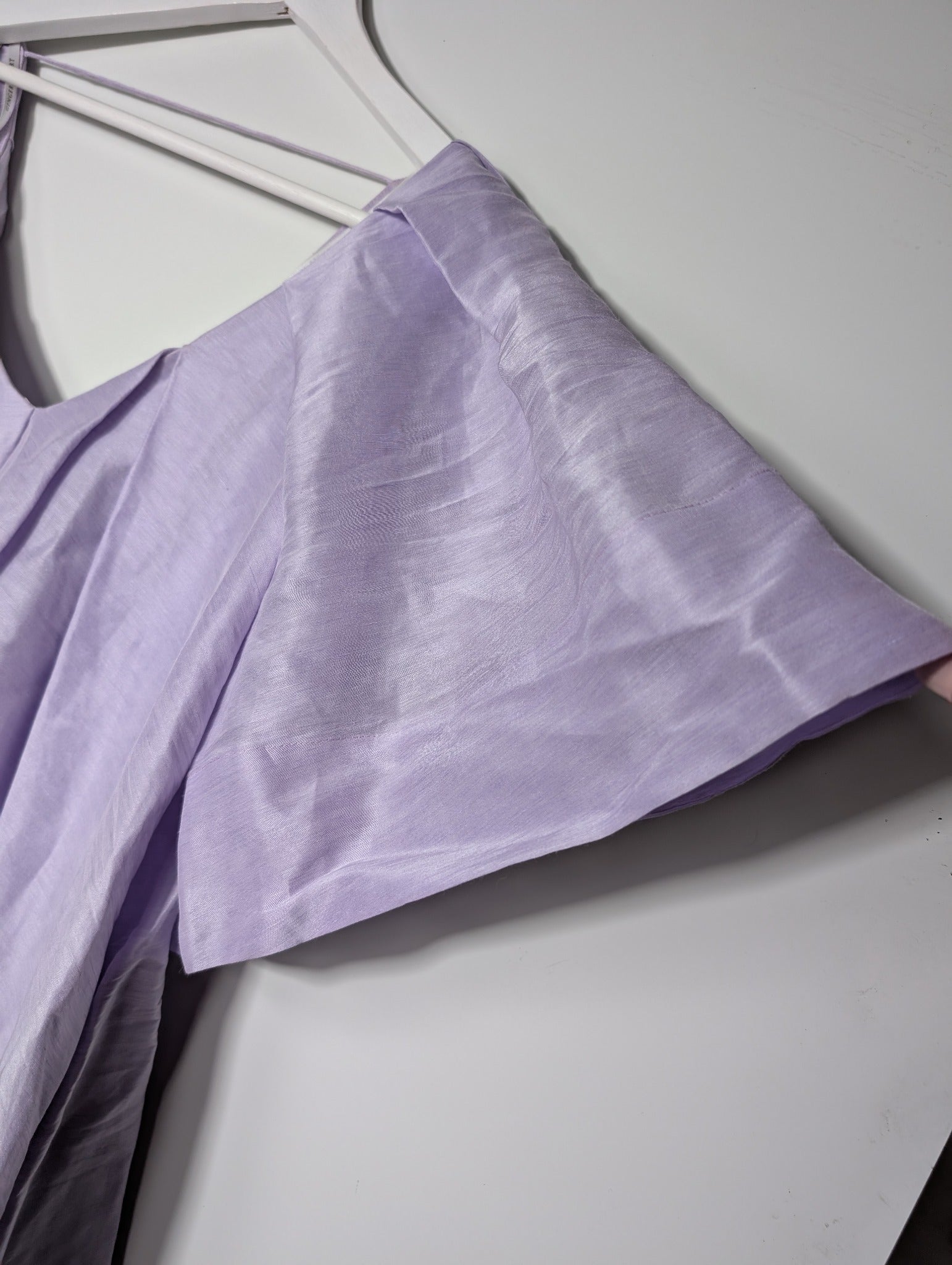 Ginger & Smart Flutter Sleeve Blouse Lavender Women's Size 8 - Image 2