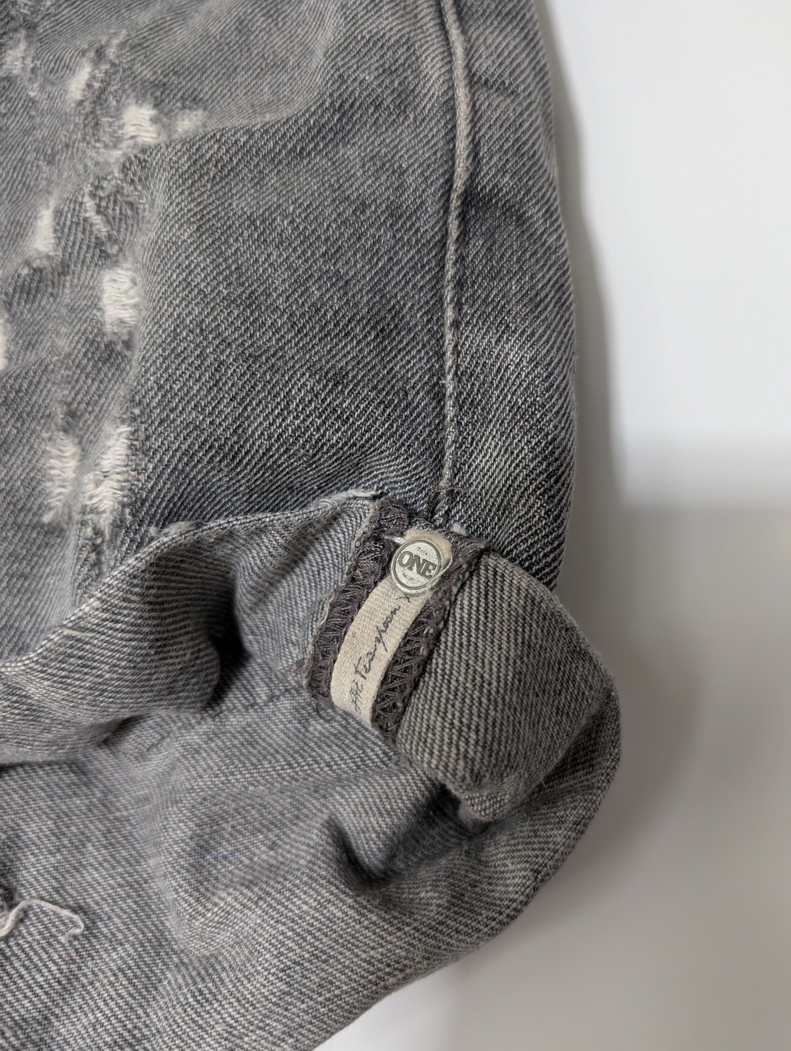 One Teaspoon Hawks Denim Shorts Distressed Grey - Image 2