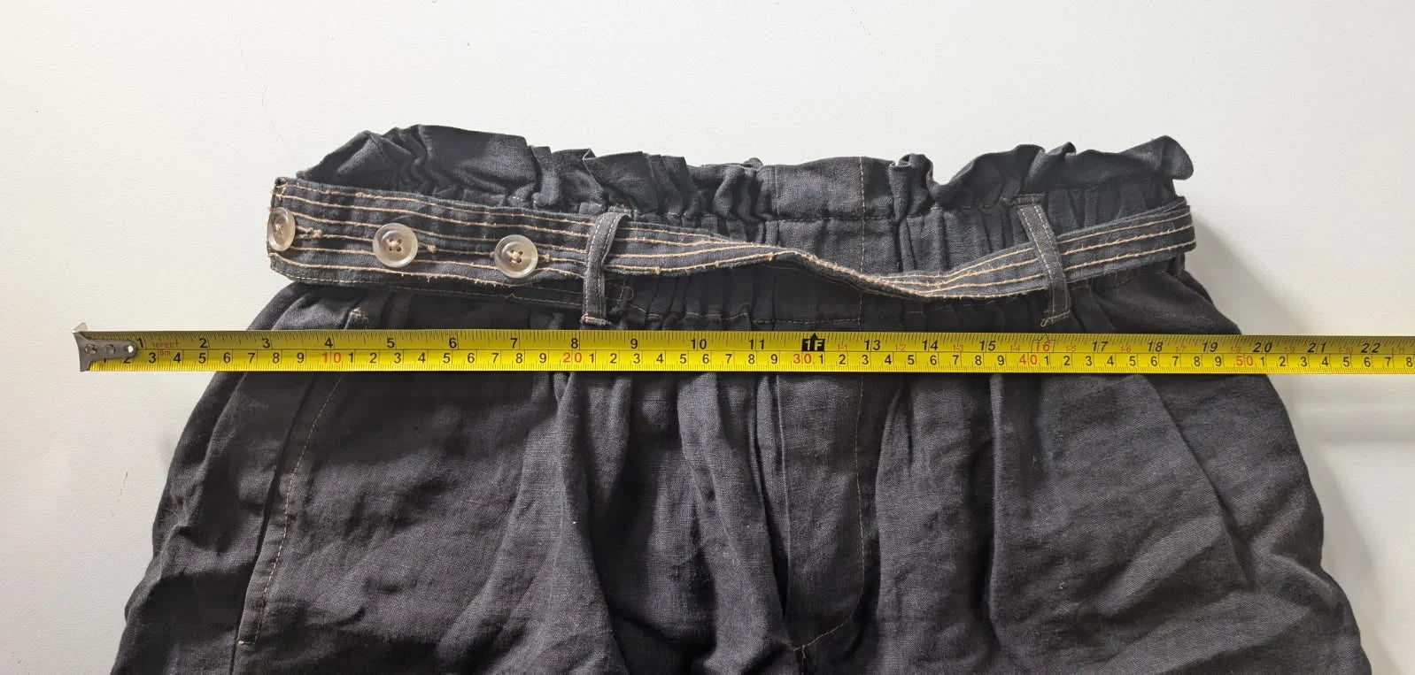 Bassike Women's Linen Shorts Dark Grey Size 2 - Image 2