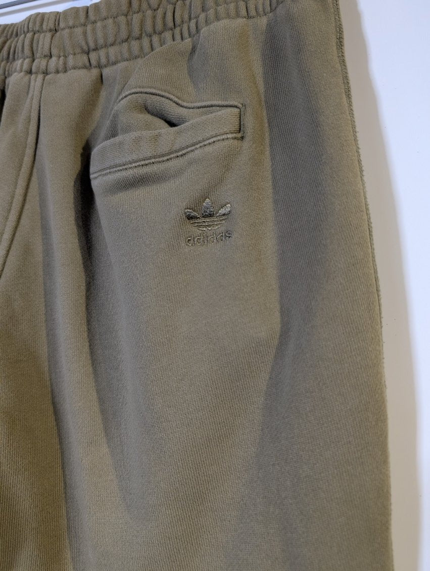 Adidas Originals x Pharrell Williams Humanrace Sweatpants Olive Green Size S - Image 9