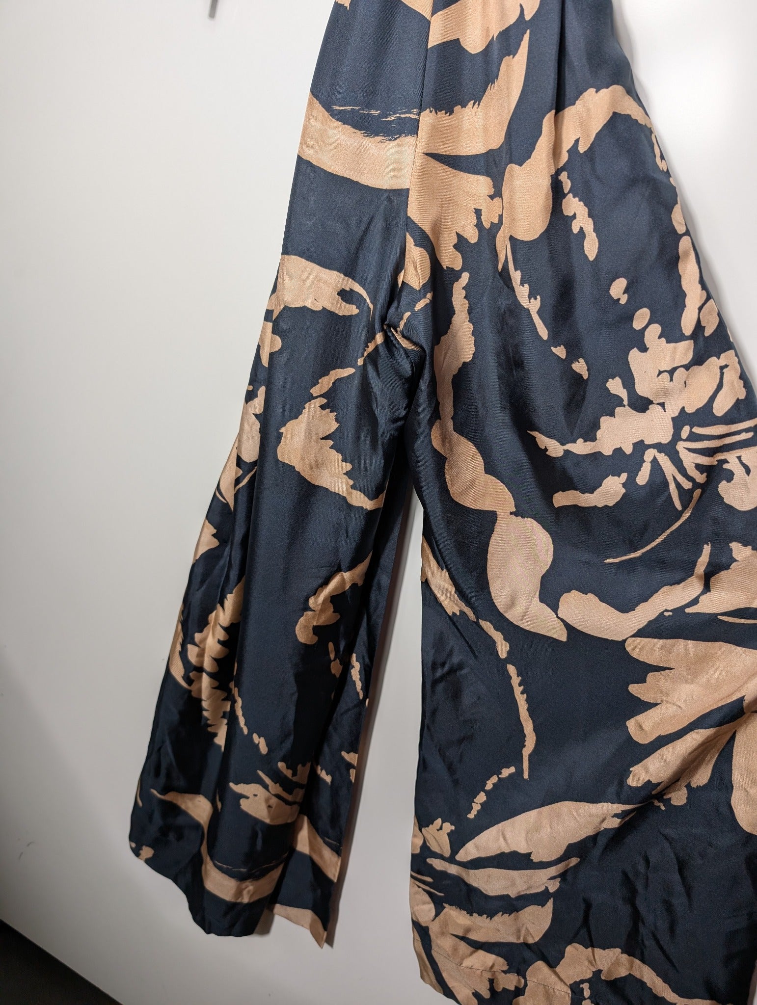 Ginger & Smart Abstract Print Jumpsuit Dark Blue and Tan Size 8 - Image 3