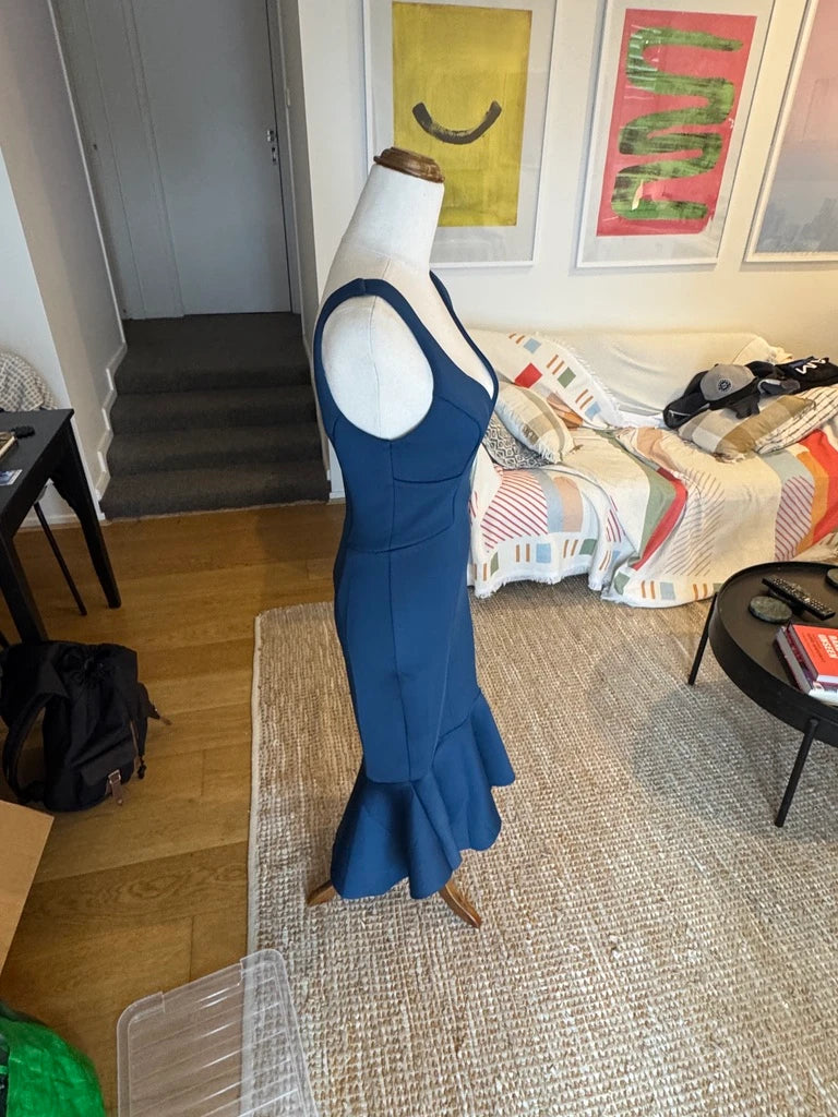 ASOS Blue Sleeveless Mermaid Hem Midi Dress - Image 3