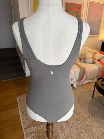 Noli Grey Sleeveless Scoop Neck Bodysuit - Image 5