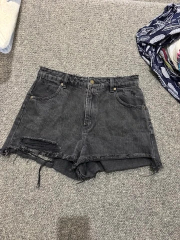 Rolla's Dusters High Rise Slim Black Denim Shorts Size 28 - Image 7