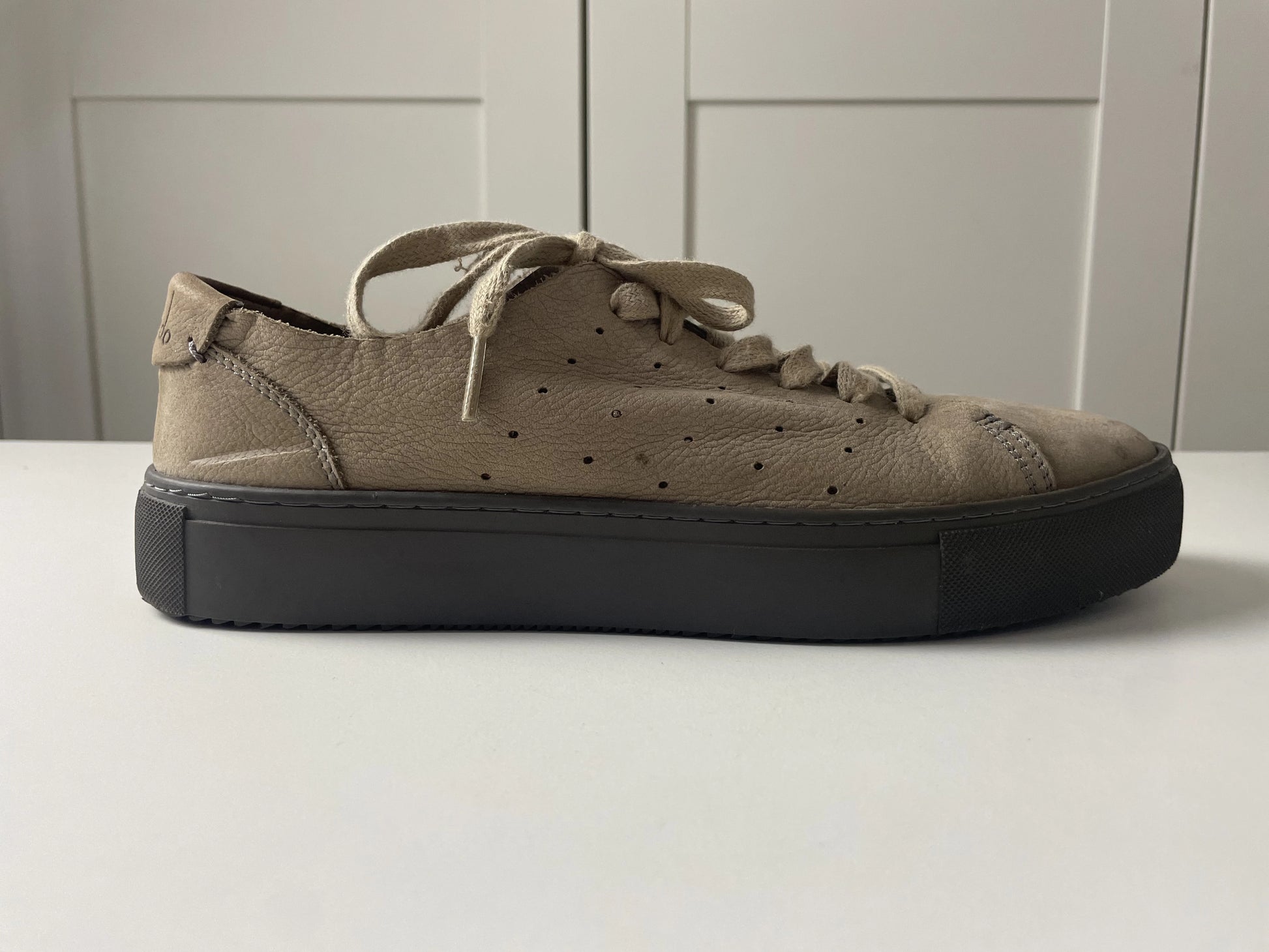 Brando Beige Suede Sneakers - Image 8