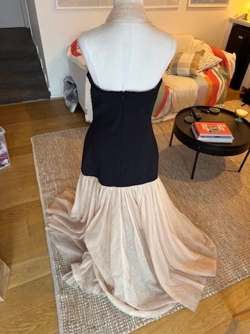 Tojhà Women's Black Evening Dress - Image 9