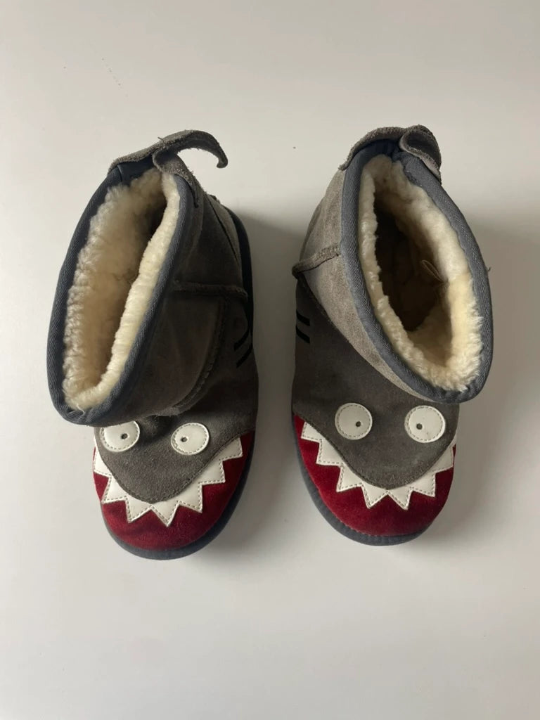 UGG Kids Grey Suede Shark Face Boots - Image 9