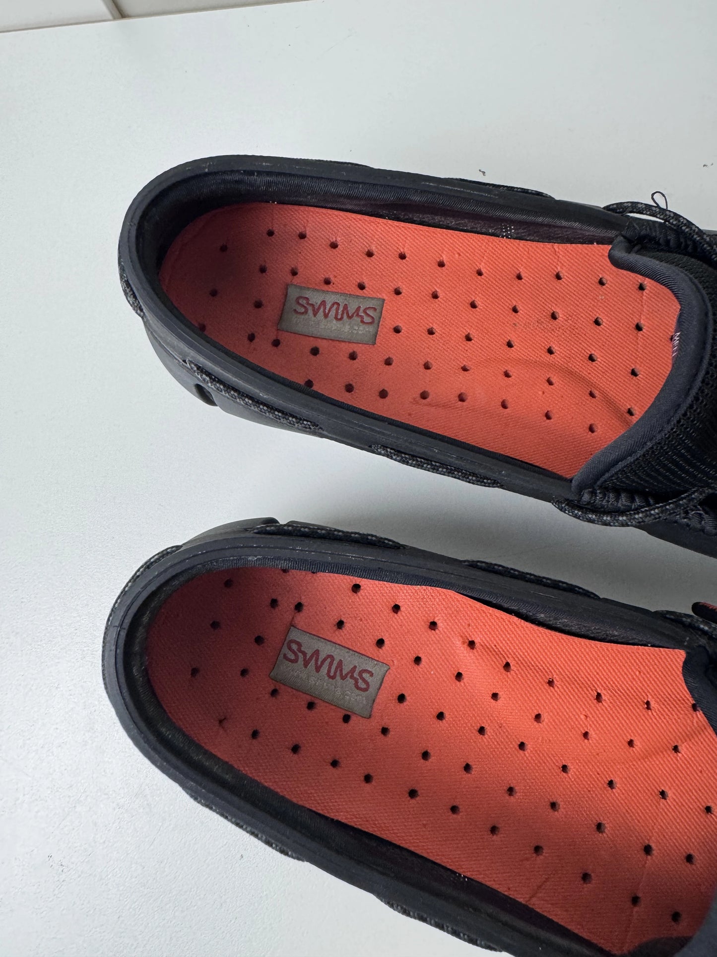 SWIMS Men's Loafers Black with Orange Lining Size US 10 - Image 3