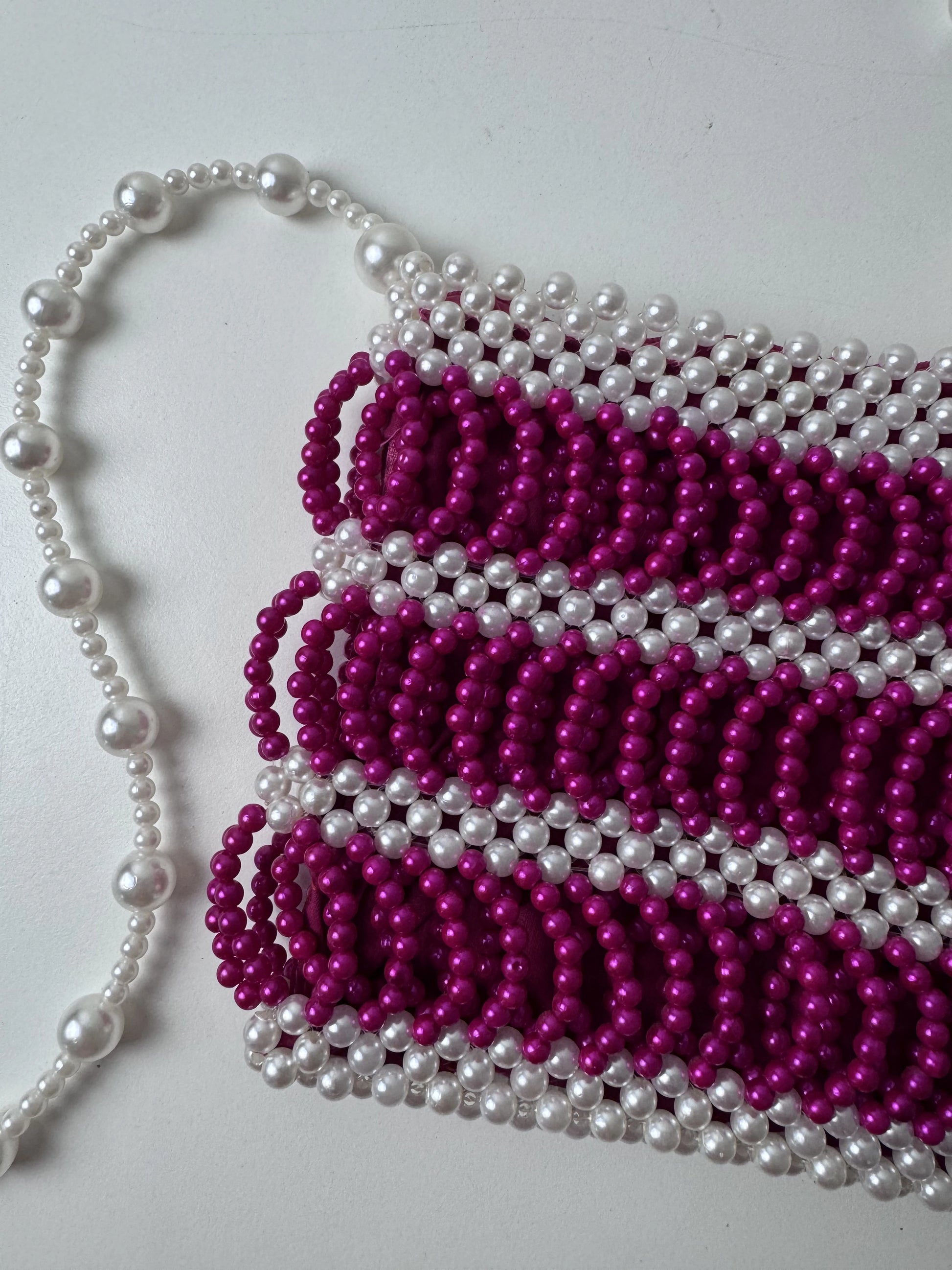 Small Beaded Handbag White and Magenta Striped Pattern - Image 2