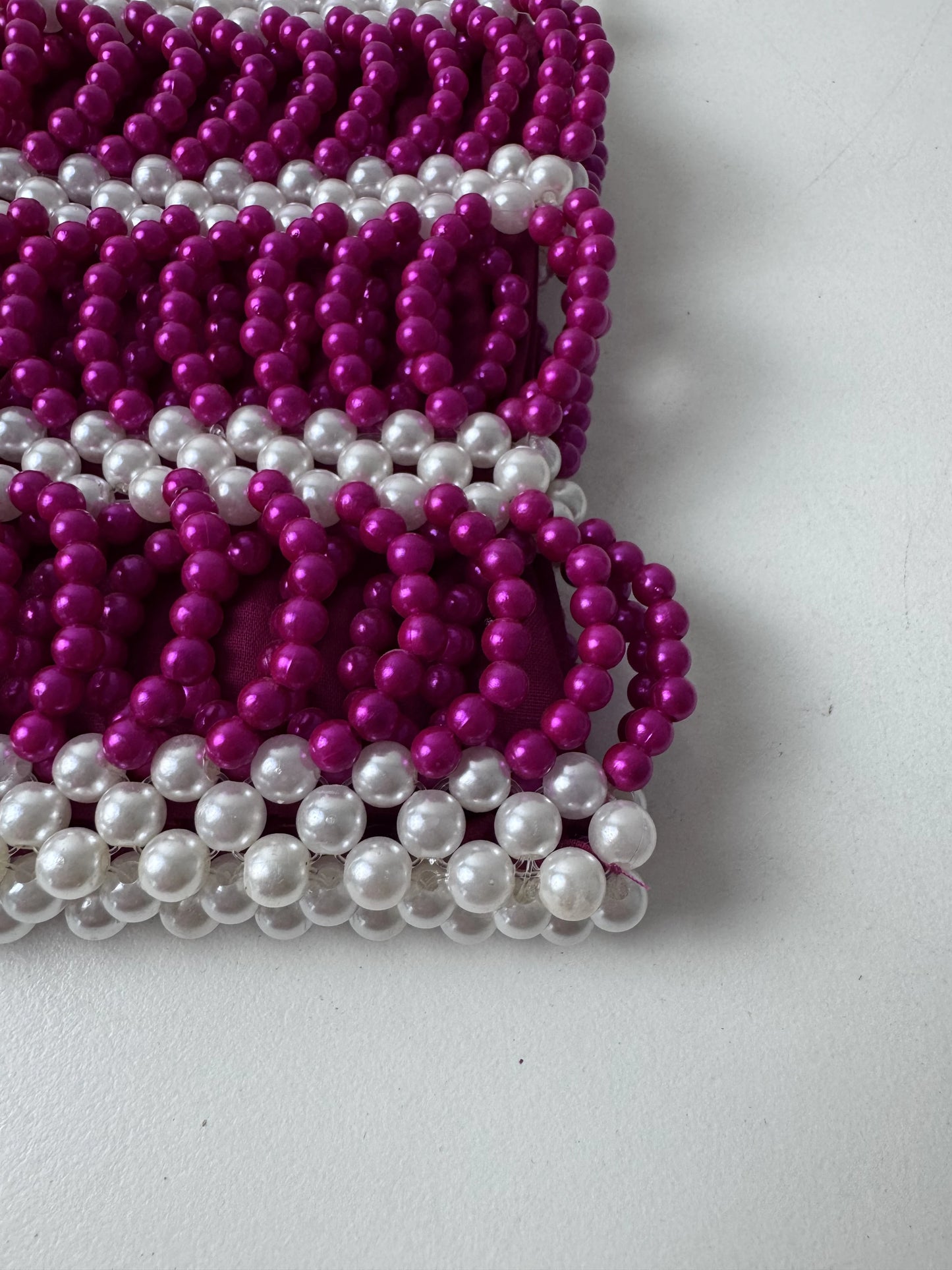 Small Beaded Handbag White and Magenta Striped Pattern - Image 5