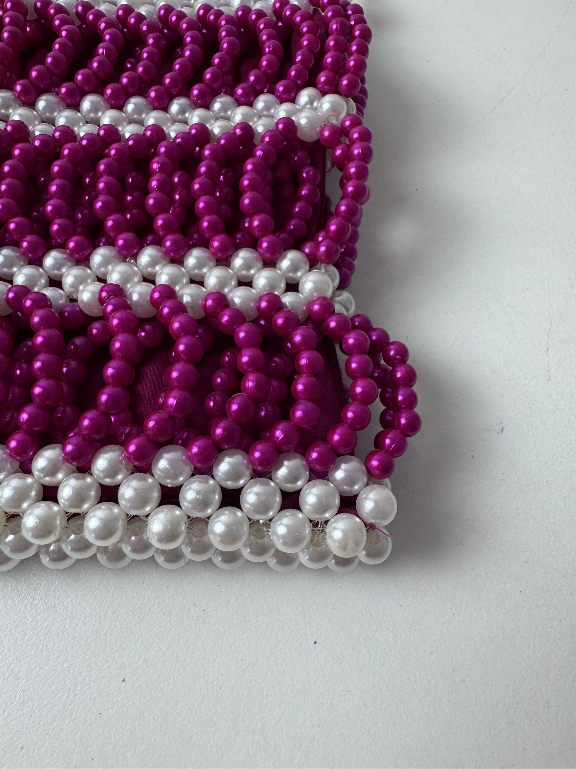 Small Beaded Handbag White and Magenta Striped Pattern - Image 5