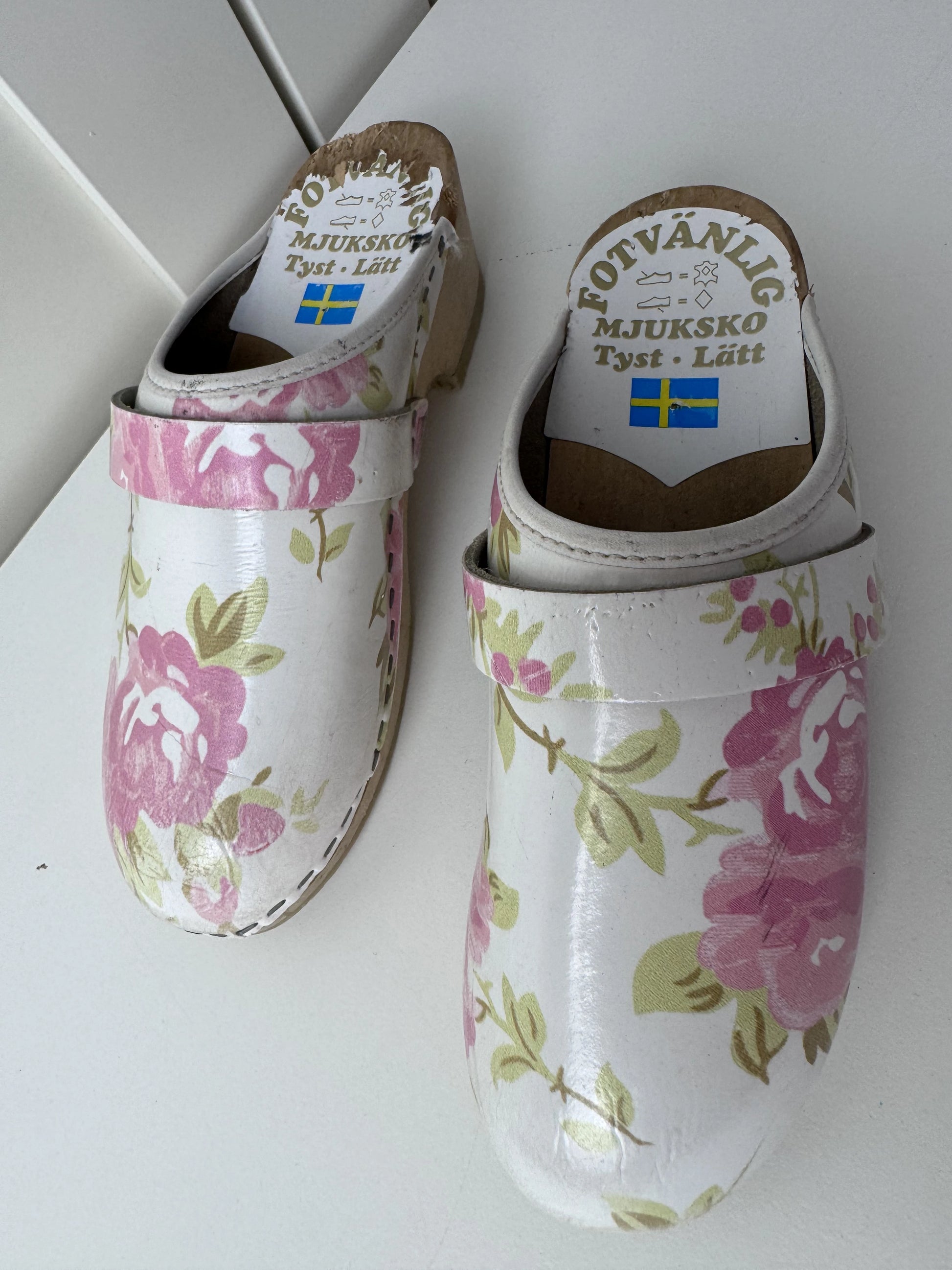 Fotvänlig Mjuksko Floral Wooden Clogs Swedish Comfort Shoes - Image 7