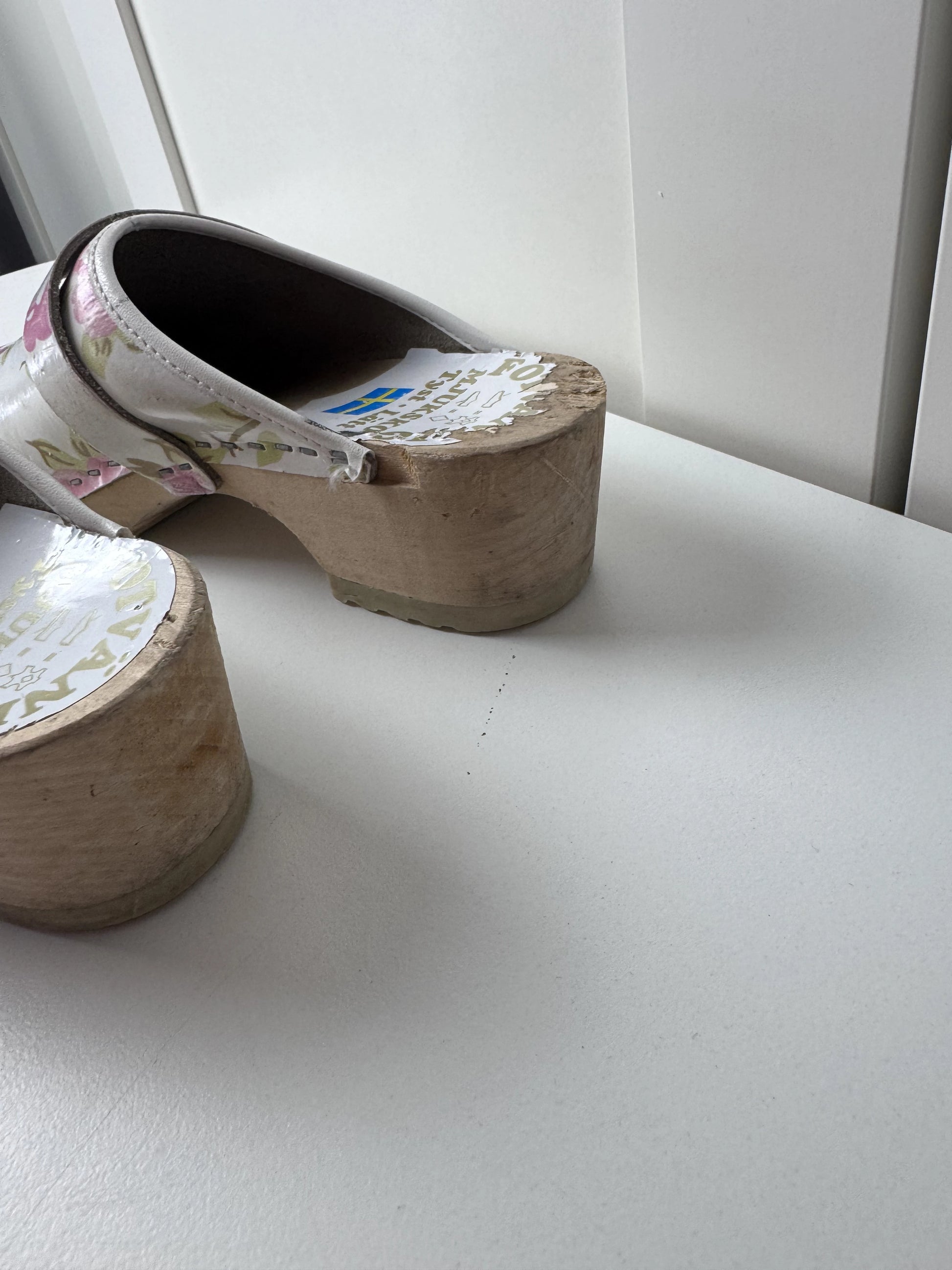 Fotvänlig Mjuksko Floral Wooden Clogs Swedish Comfort Shoes - Image 9