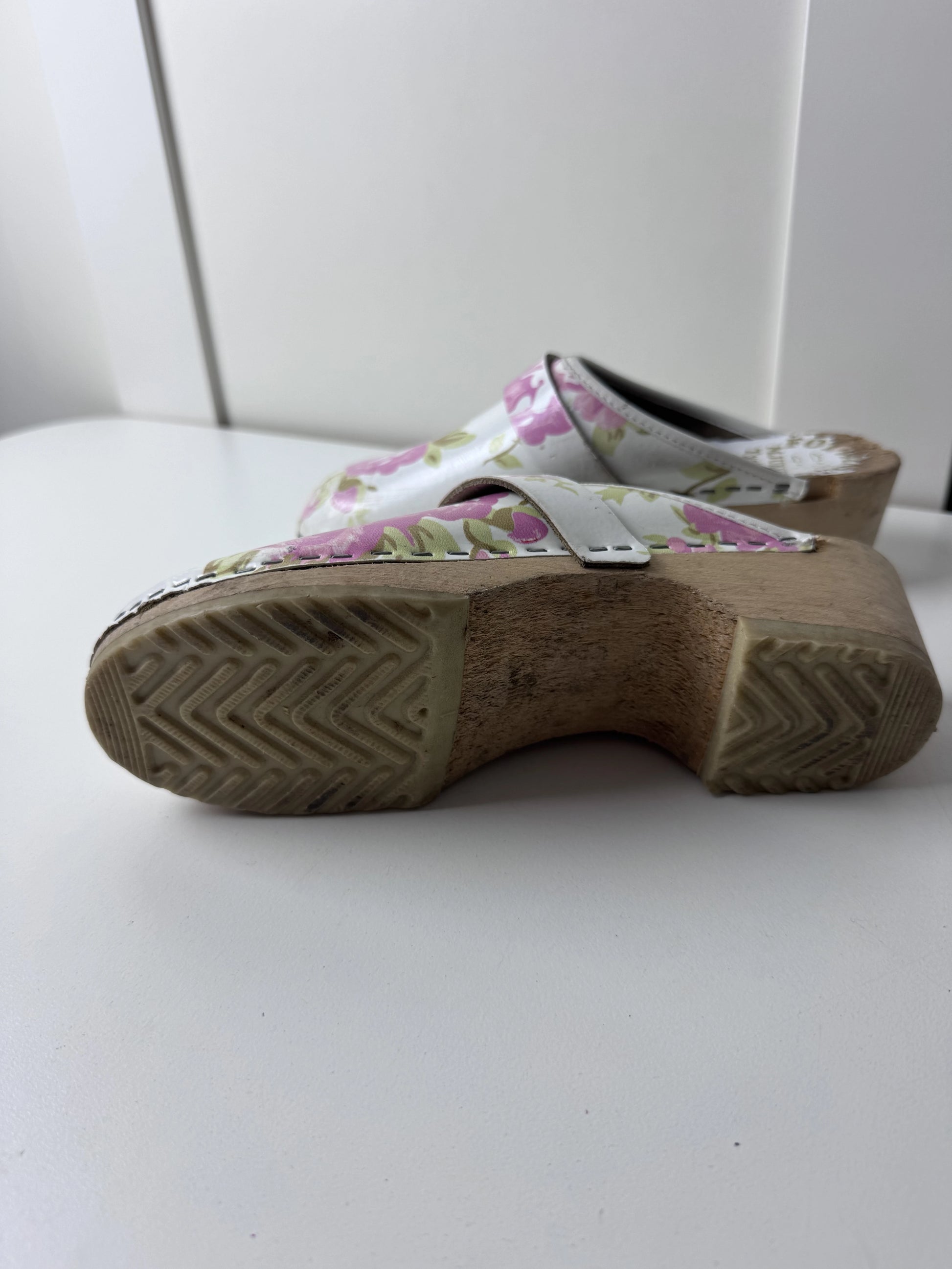 Fotvänlig Mjuksko Floral Wooden Clogs Swedish Comfort Shoes - Image 10