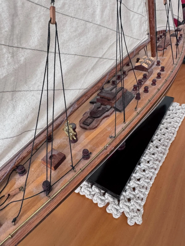 J Class Endeavour America’s Cup Model Yacht Large Timber Sailboat Display Decor
