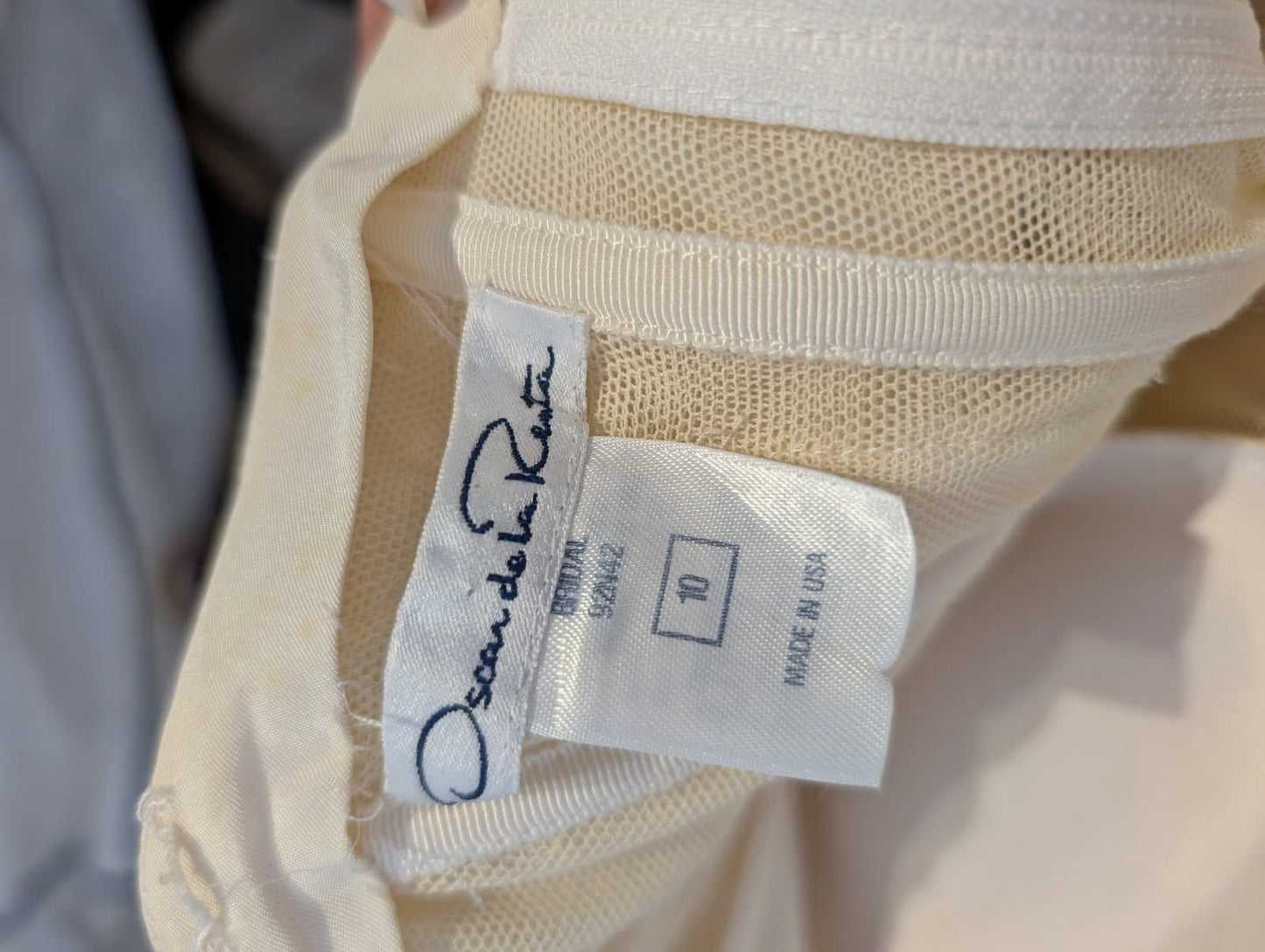 Oscar de la Renta Silk Wedding Gown US 10