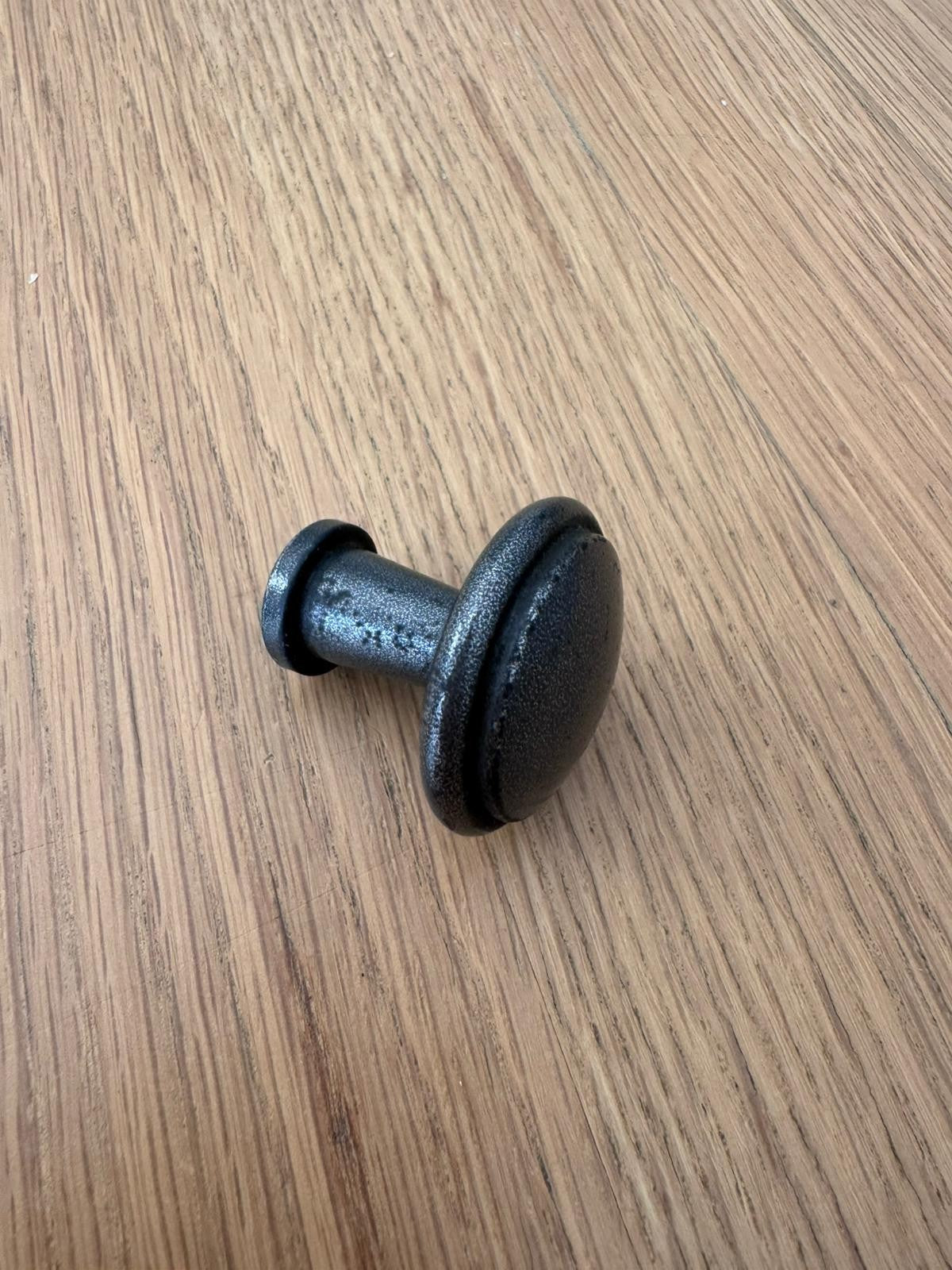 Pewter Round Cabinet Knobs 35mm, Set of 24